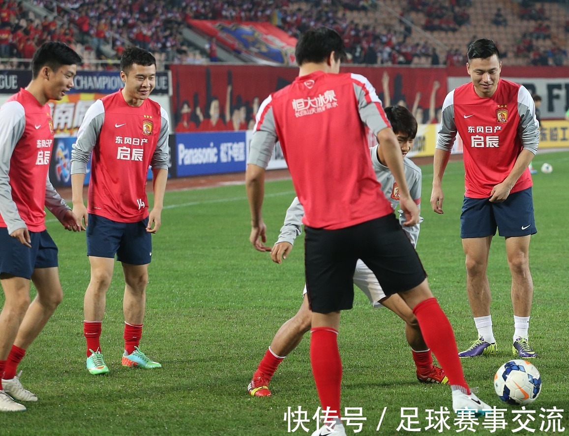 NBA球员合同更新及薪资排行榜（NBA球员最新合同与薪资榜单）