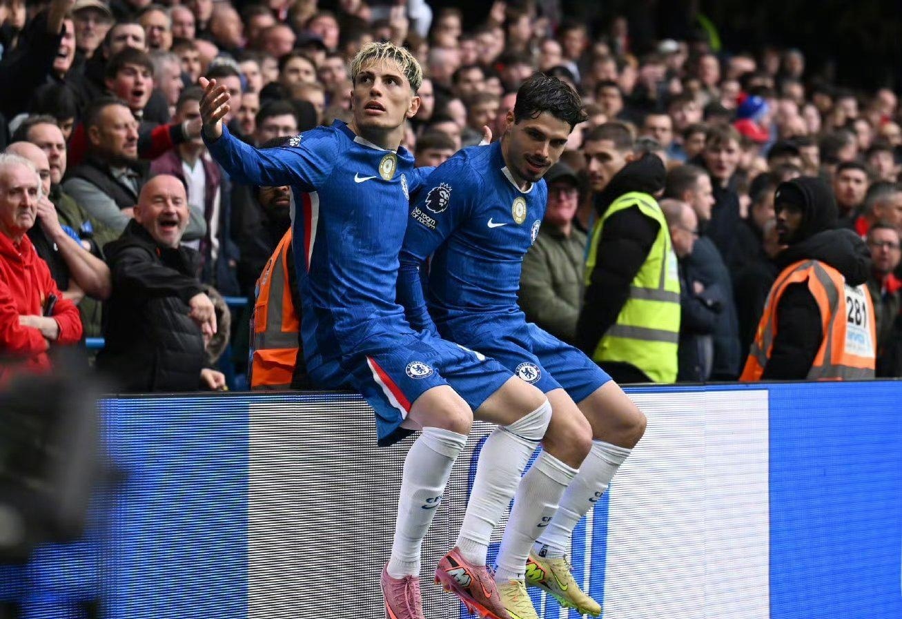 阿莱格里：赢德比是因为门将发挥的运气？门将又不能互换（阿莱格里反驳：德比赢球全凭门将运气？门将又不能互换）