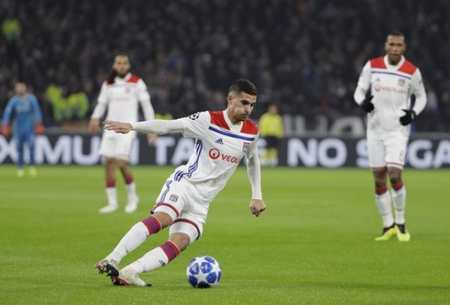 范德萨观战曼联4-1狼队，获官方俏皮回应（范德萨现身见证曼联4-1狼队，官方幽默回应）