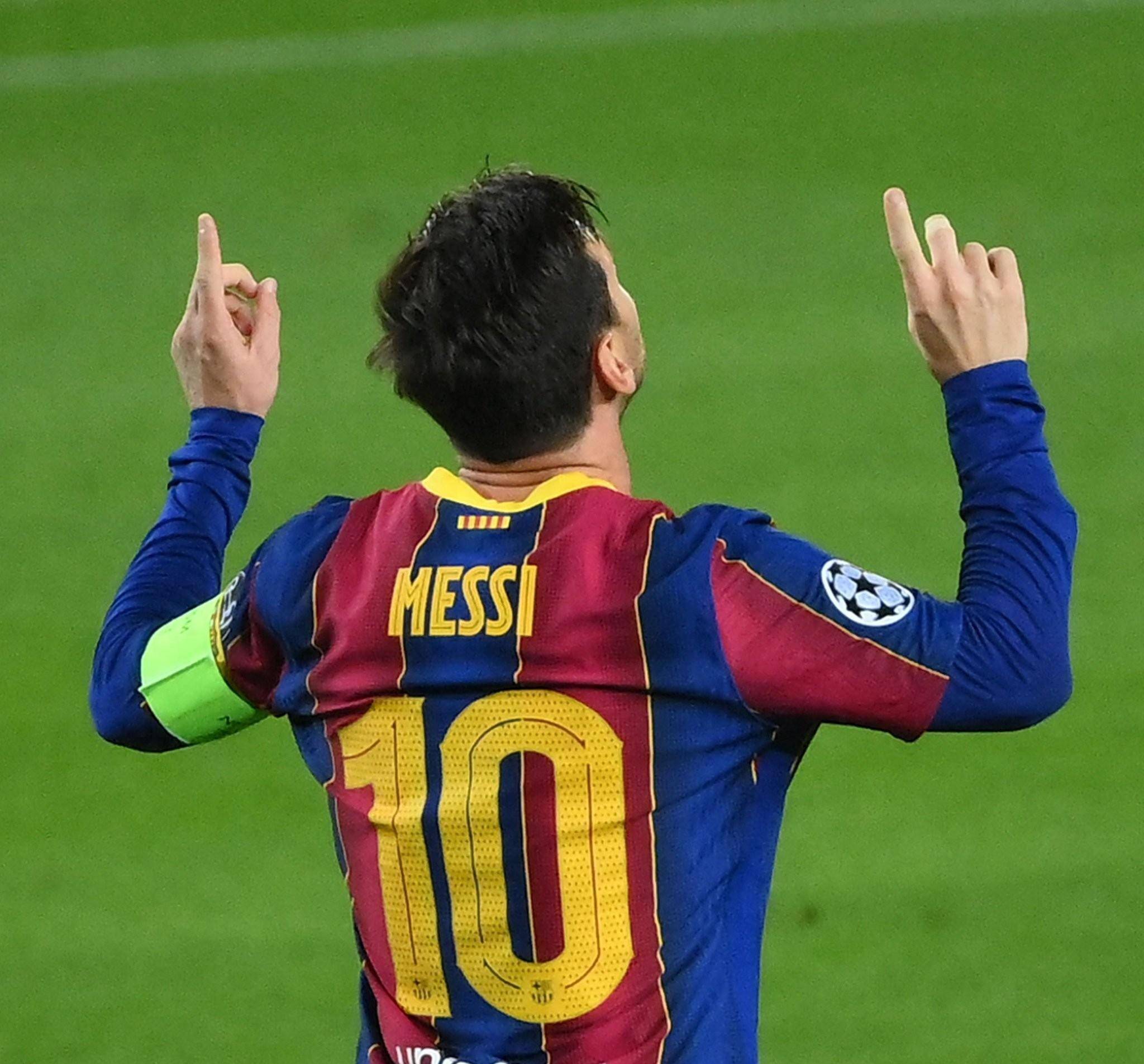 欧冠进球榜更新：莱万连续破门,（欧冠射手榜最新：莱万连场建功）