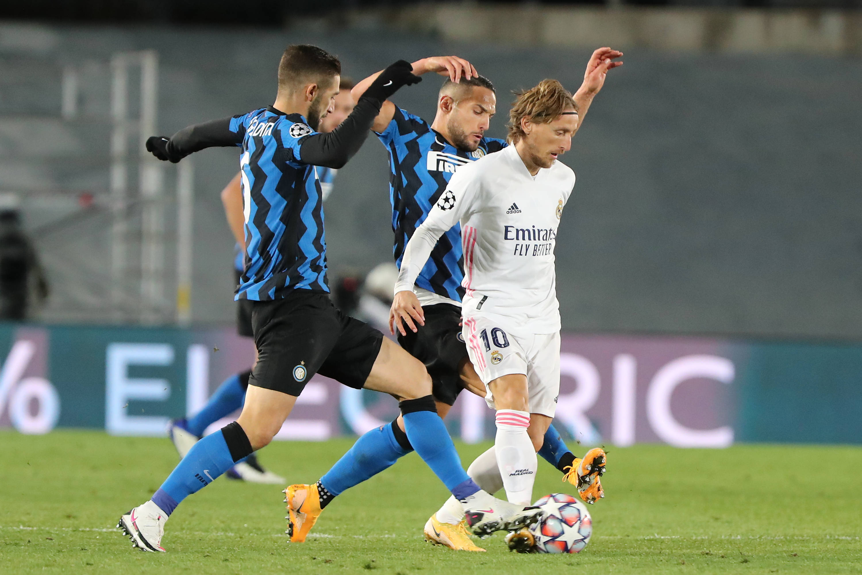 U22国足本期名单与熊猫杯名单对比：刘诚宇、汪士钦落选（U22国足新一期名单对比熊猫杯阵容：刘诚宇、汪士钦未入选）