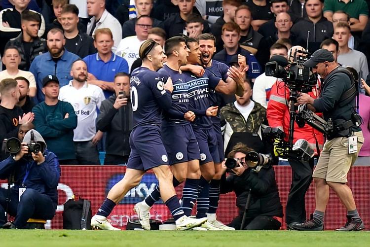 里瓦尔多专栏：如果离开皇马，阿隆索的理想去处是执教利物浦（里瓦尔多专栏：阿隆索若离开皇马，执教利物浦是最佳选择）