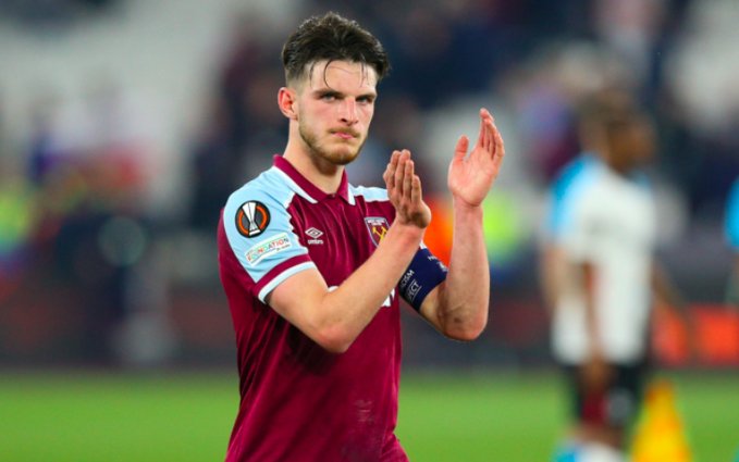 热议！韩国全能国脚遭中超多队哄抢，浙江在列，买断费100万美元（中超多队争抢韩国多面手国脚，浙江在列，买断费100万美元）