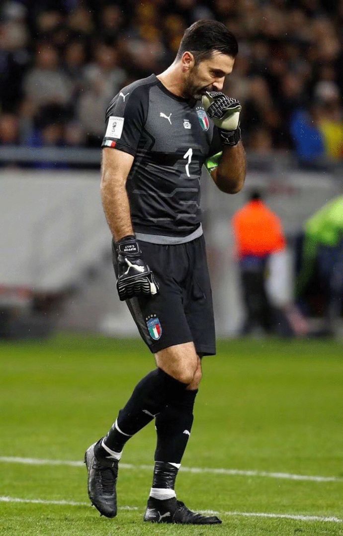 河南省委书记刘宁会见河南队将士，祝贺河南队勇夺足协杯亚军（河南省委书记刘宁接见河南队将士，祝贺球队斩获足协杯亚军）