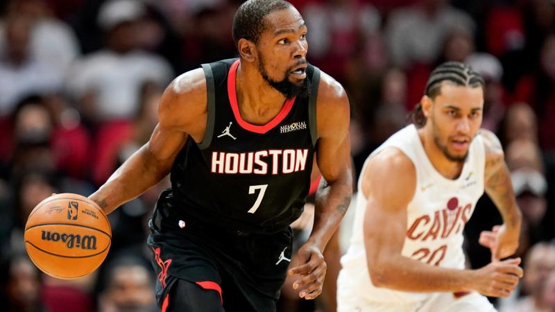 德天空：利物浦、曼城等豪门盯上迪奥曼德，莱比锡标价超1亿欧（德天空：利物浦、曼城等豪门有意迪奥曼德，莱比锡要价逾1亿欧元）