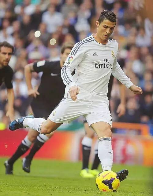 普拉蒂尼、吉诺拉...他们本有机会成枪手队史首位法国人（普拉蒂尼、吉诺拉...原本有望成为枪手史上首位法国球员）