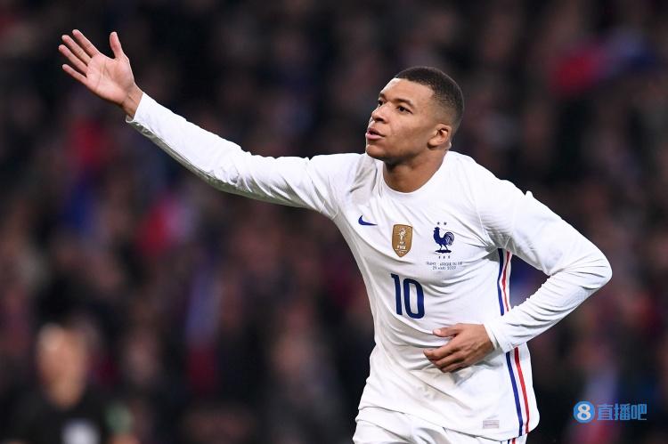 官方：德甲、德乙球场内的记分牌和屏幕将显示实际补时时间（官方确认：德甲、德乙球场记分牌与大屏将同步显示实际补时时间）